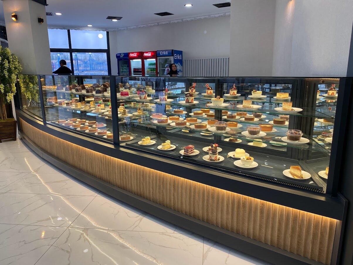 Hayalinizdeki Pastane Dolabı